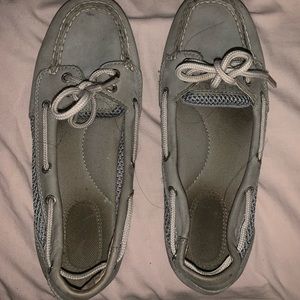 Gray sperry’s